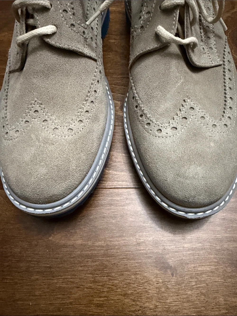 NWT, Florsheim Men's Suede Wingtip Derbys in Light Taupe